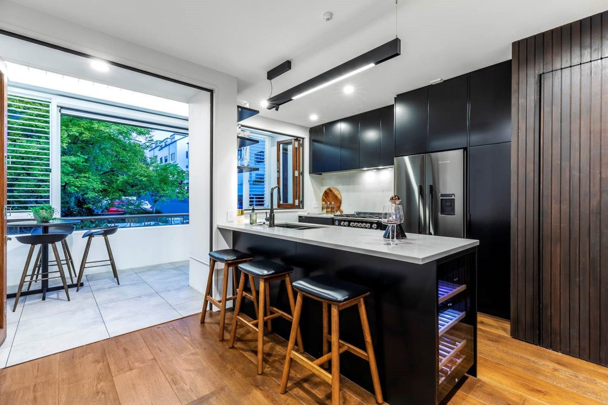 24 Blake Street, Ponsonby, Auckland - Carousel 1