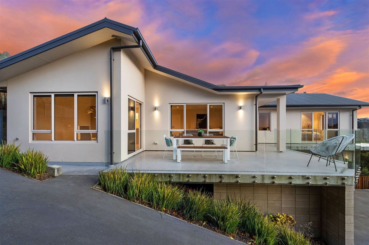 22 Bengal Drive, Cashmere, Christchurch - Carousel 1