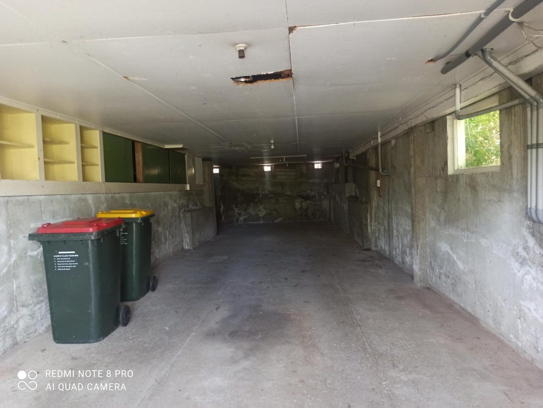 17 Edinburgh Place, Balclutha - Carousel 13