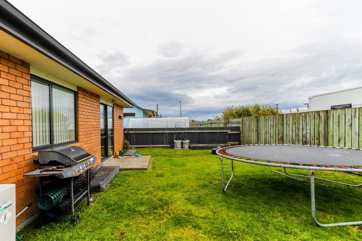 52 Avon Road, Clifton, Invercargill - Carousel 11