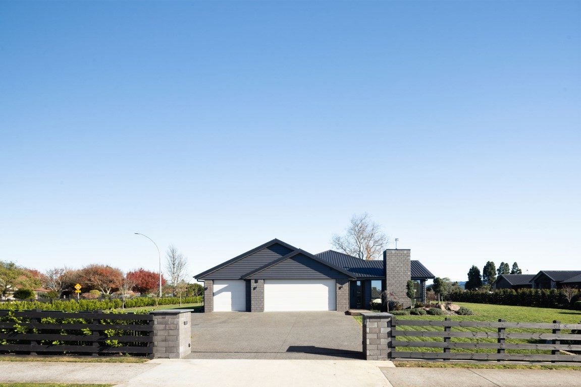 3 Captain Stone Road, Te Kowhai, Hamilton - Carousel 1