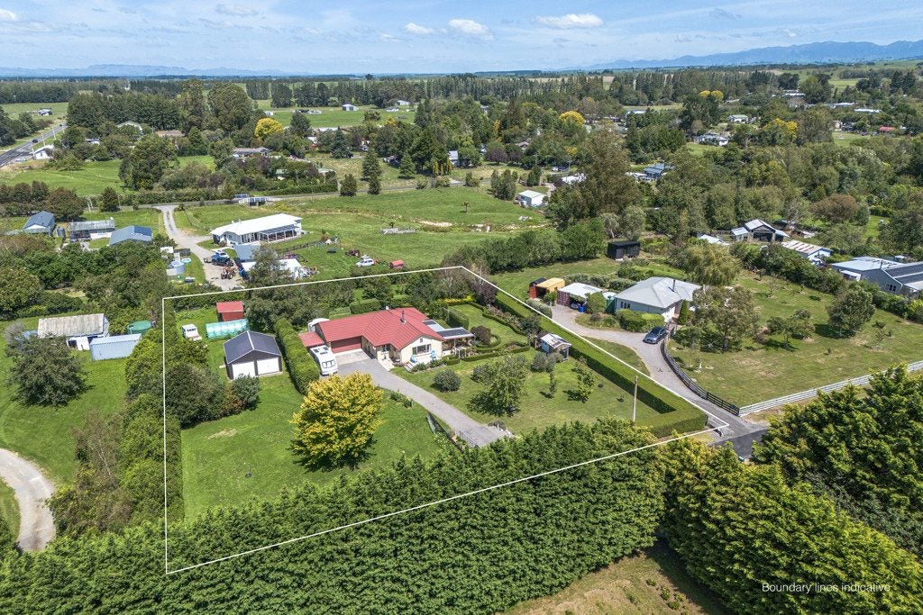 5 Buckland Street, Waipawa - Carousel 1