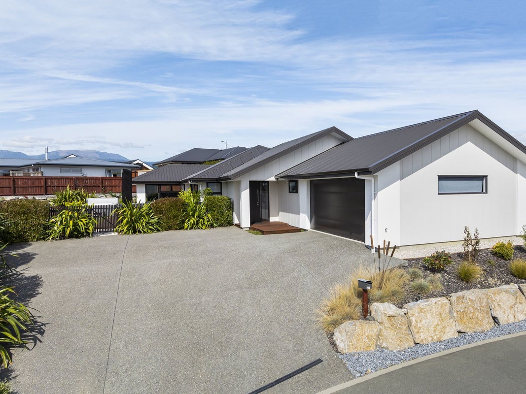 58 Katania Heights, Brightwater - Carousel 2