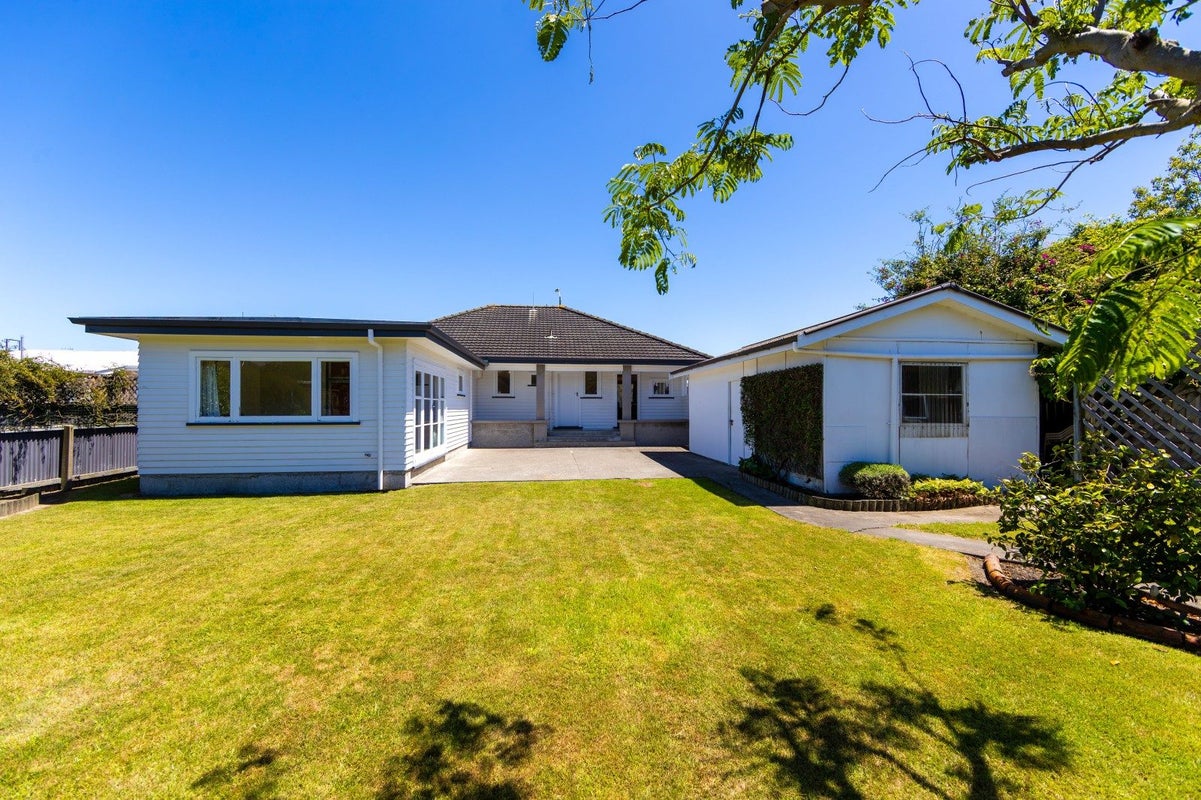 63 Taradale Road, Onekawa, Napier - Carousel 2