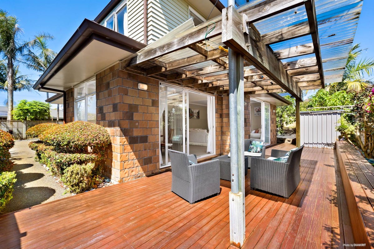 36A McCrystal Avenue, Bucklands Beach, Auckland - Carousel 2