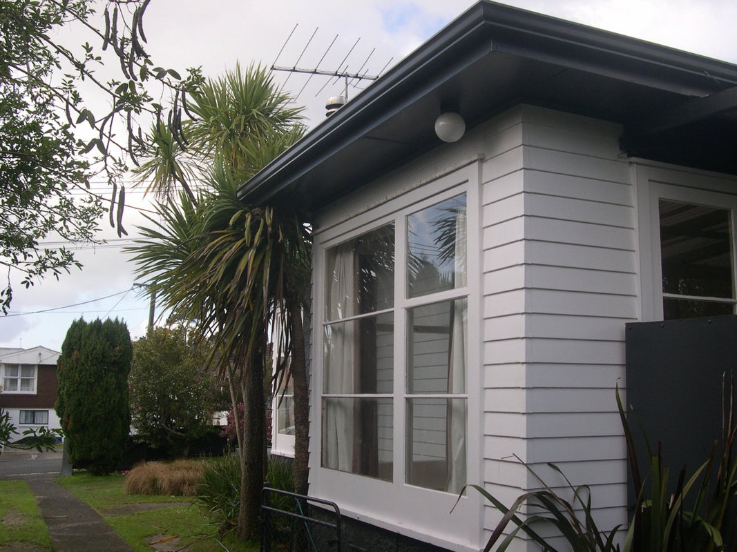 18 Kuaka Place, New Lynn, Auckland - Carousel 6