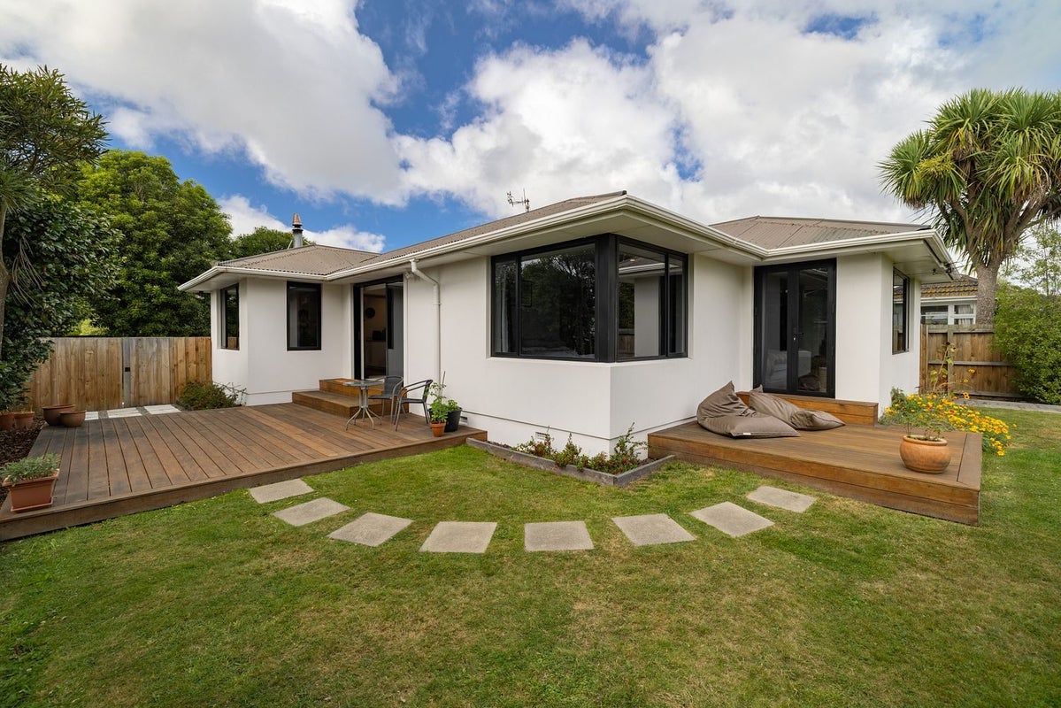 25 Nicholls Road, Halswell, Christchurch - Carousel 1