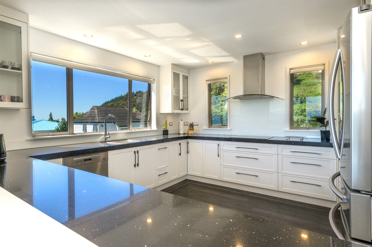 28 Wastney Terrace, Marybank, Nelson - Carousel 3