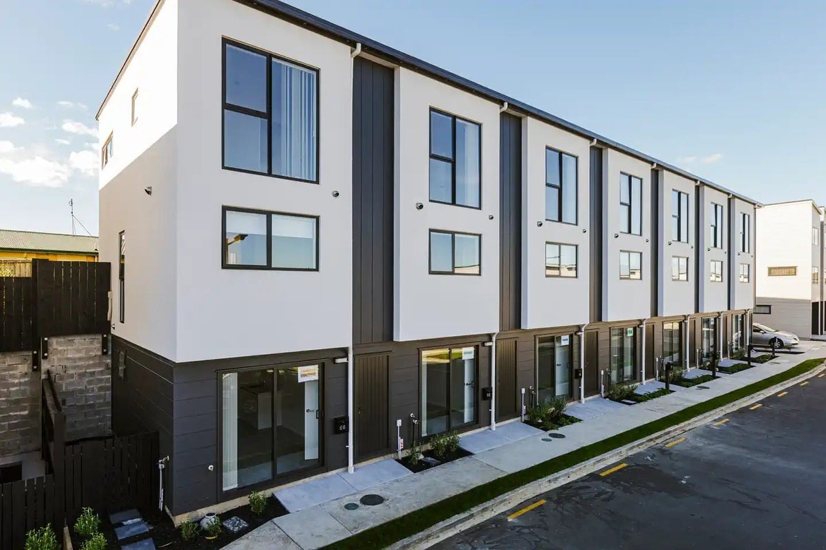 64 Tukari Lane, Mangere Bridge, Auckland - Carousel 1