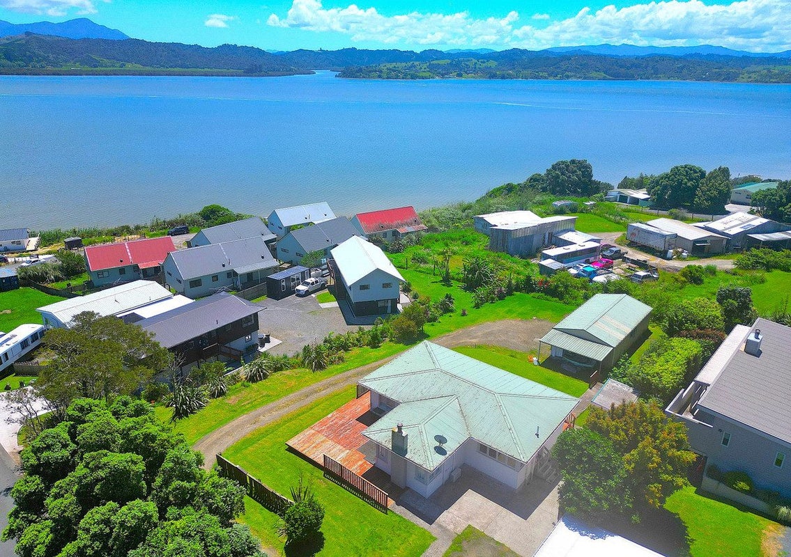7 Mariner Street, Rawene, Kaikohe - Carousel 1
