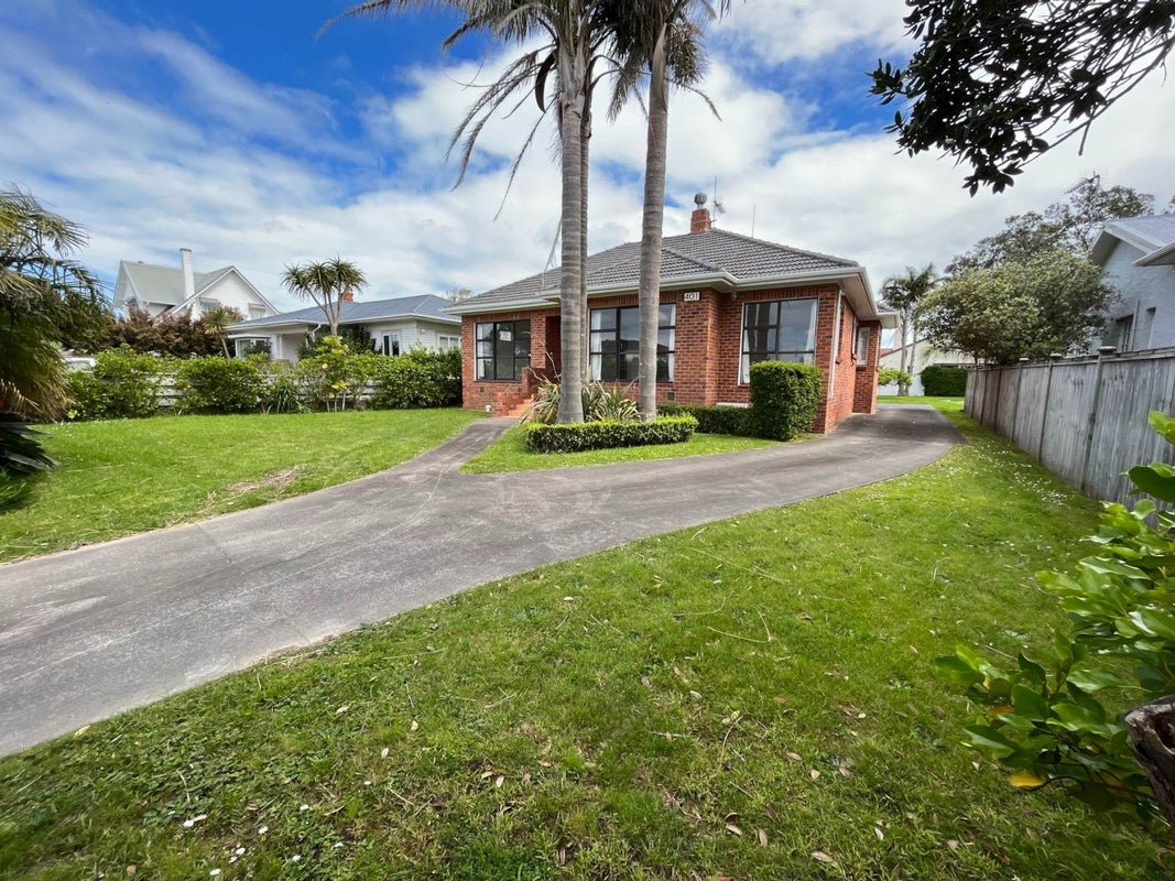 401 Lake Road, Takapuna, Auckland - Carousel 2