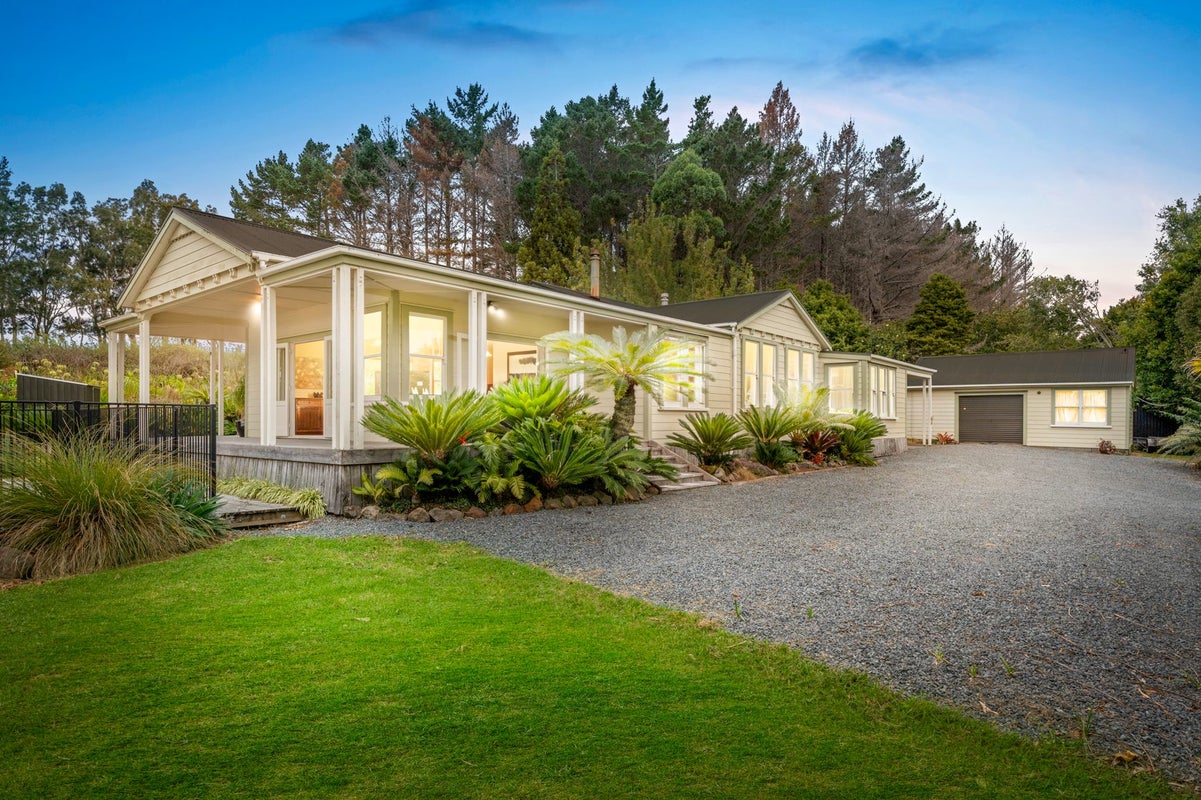 894 Horseshoe Bush Road, Waitoki, Kaukapakapa - Carousel 1