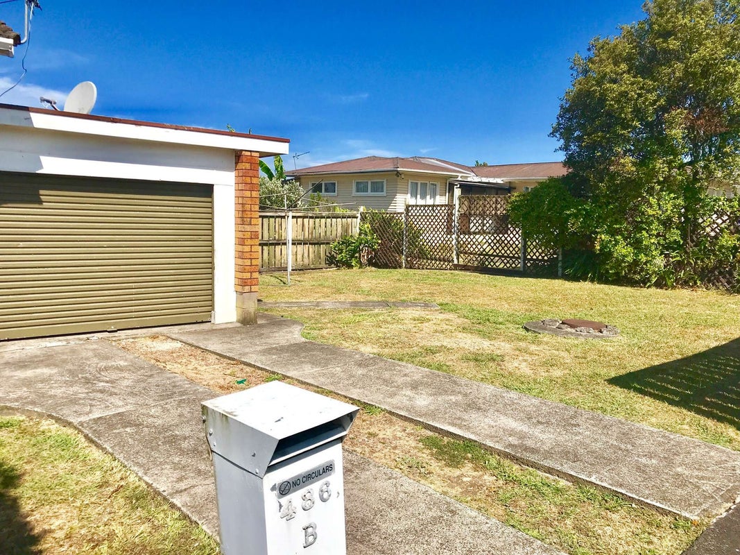 2/486 Swanson Road, Ranui, Auckland - Carousel 10
