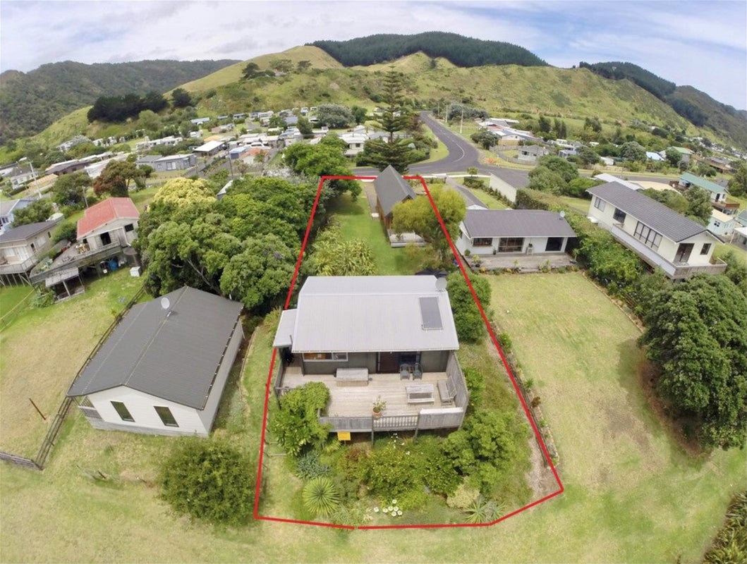 132 Maunsell Road, Port Waikato - Carousel 24
