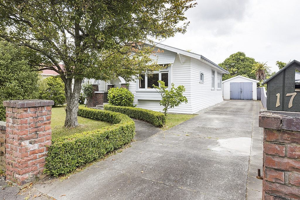 17 Argyle Avenue, Takaro, Palmerston North - Carousel 2
