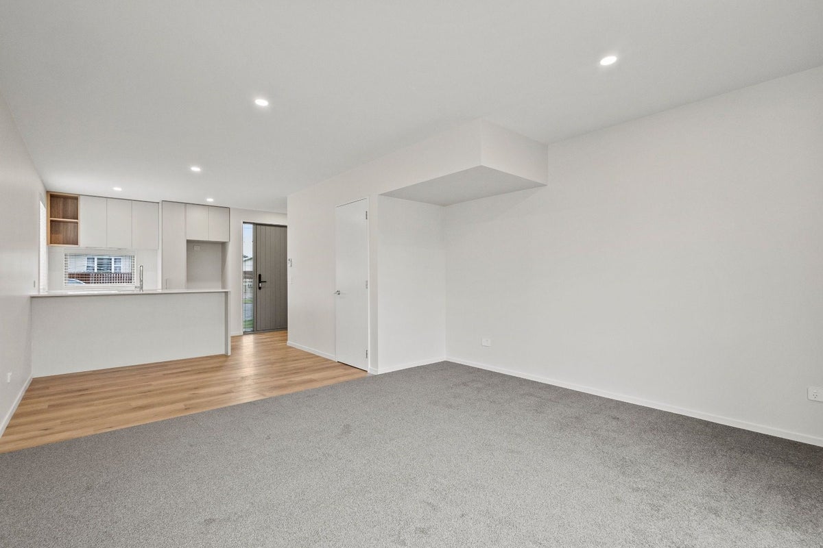 37 Bampton Street, Burwood, Christchurch - Carousel 2