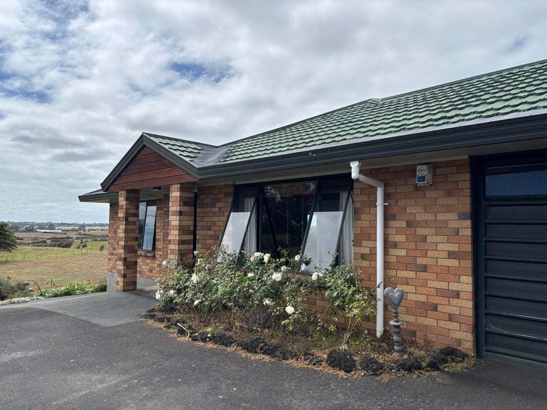 212C Glenbrook Beach Road, Glenbrook, Waiuku - Carousel 2