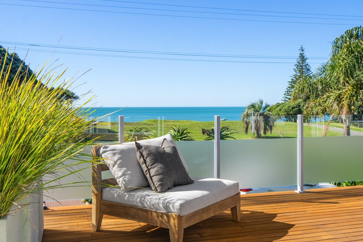 23 Moana Road, Okitu, Gisborne - Carousel 1
