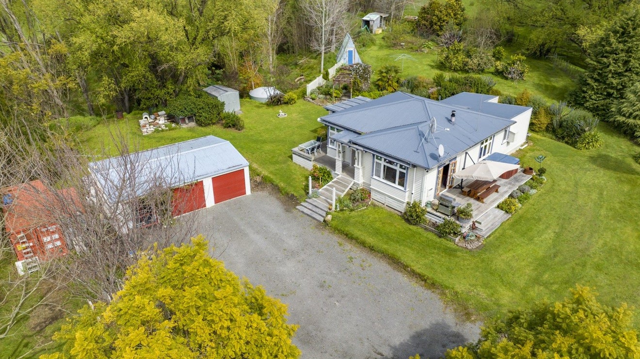 1506 Waimarama Road, Waimarama, Havelock North - Carousel 1