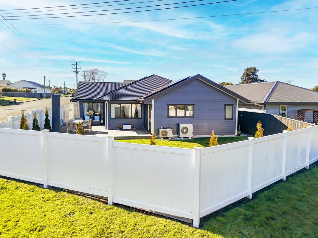 32 Maxwell Avenue, Durie Hill, Whanganui - Carousel 1