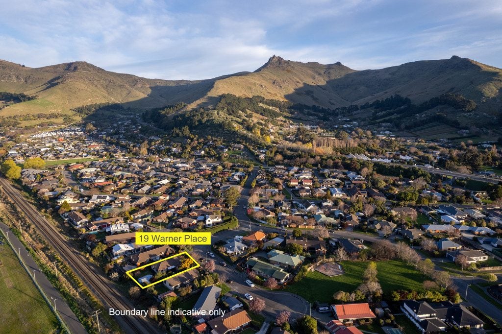 19 Warner Place, Heathcote Valley, Christchurch - Carousel 24