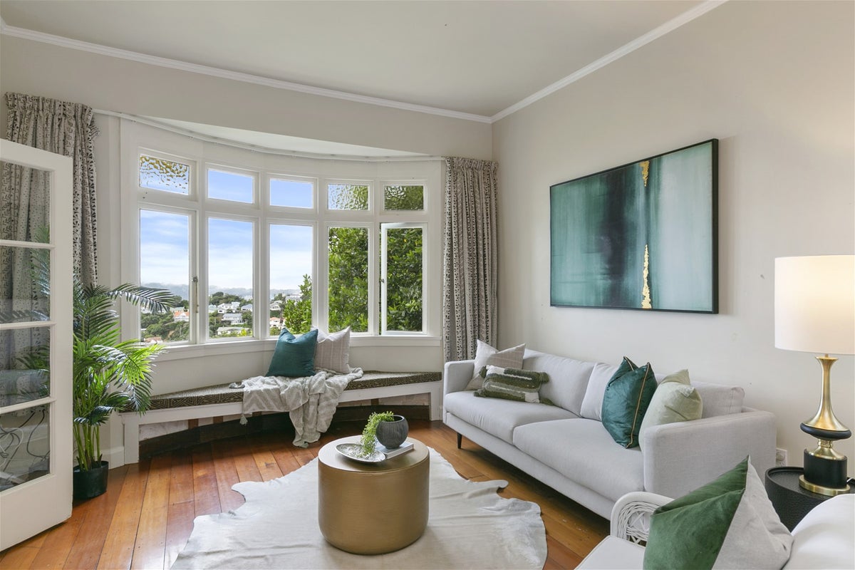 17 Fairview Crescent, Kelburn, Wellington - Carousel 2