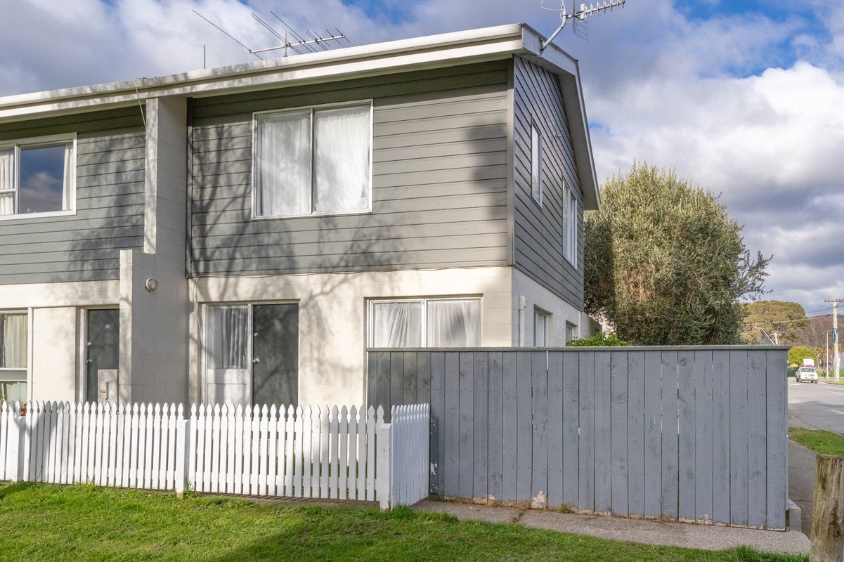 80 Whakatiki Street, Trentham, Upper Hutt - Carousel 1