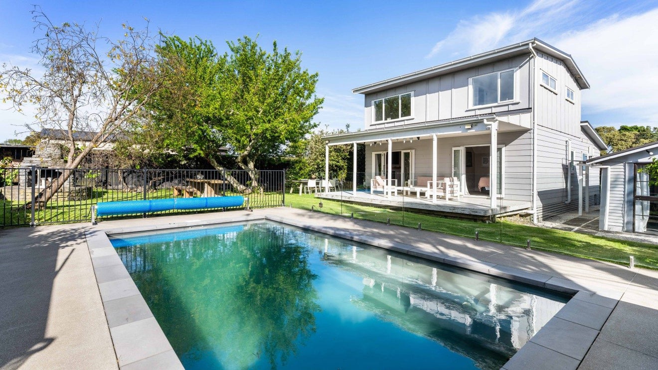 25 Stevenson Road, Clarks Beach, Clarks Beach - Carousel 1