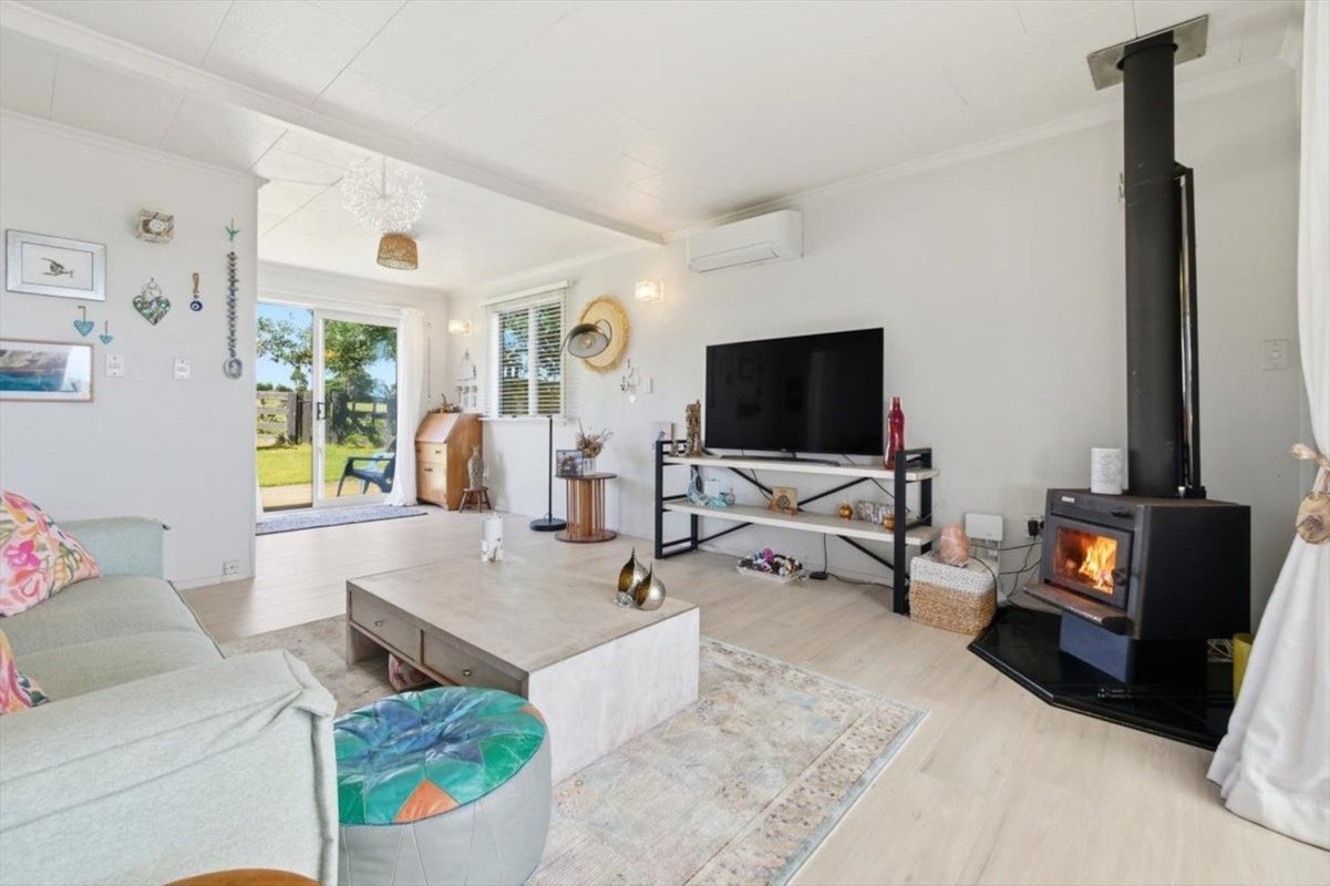 21 Whenuariri Place, Maketu, Te Puke - Carousel 2