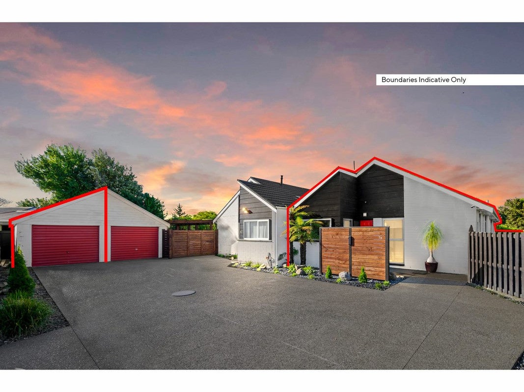 1/7 Glenys Place, Broomfield, Christchurch - Carousel 1