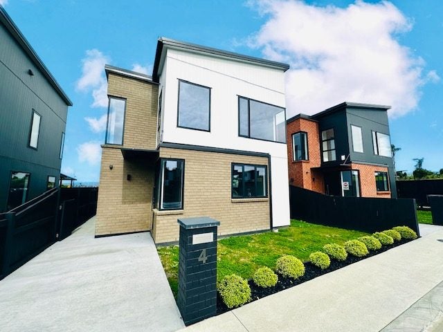 4 Huljich Way, Hobsonville, Auckland - Carousel 1