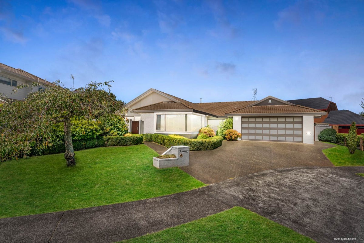 14 Driscoll Place, Farm Cove, Auckland - Carousel 2