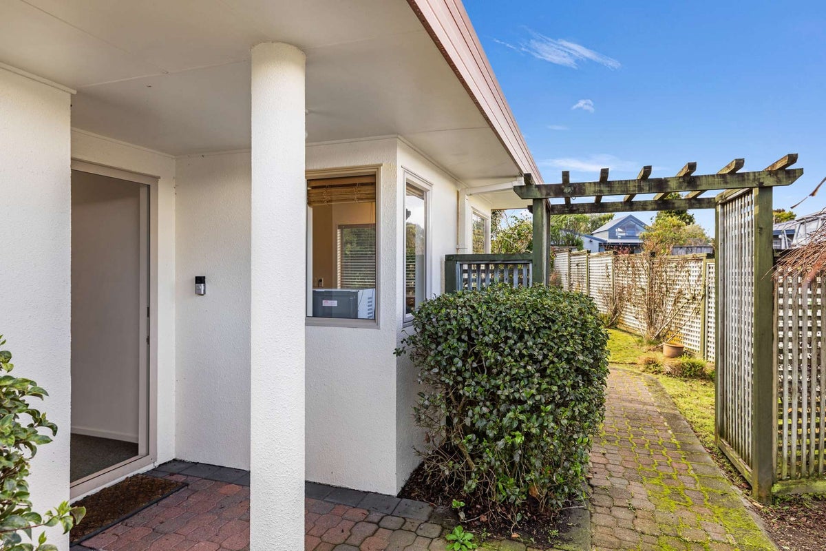 3 Balmoral Drive, Hilltop, Taupo - Carousel 2