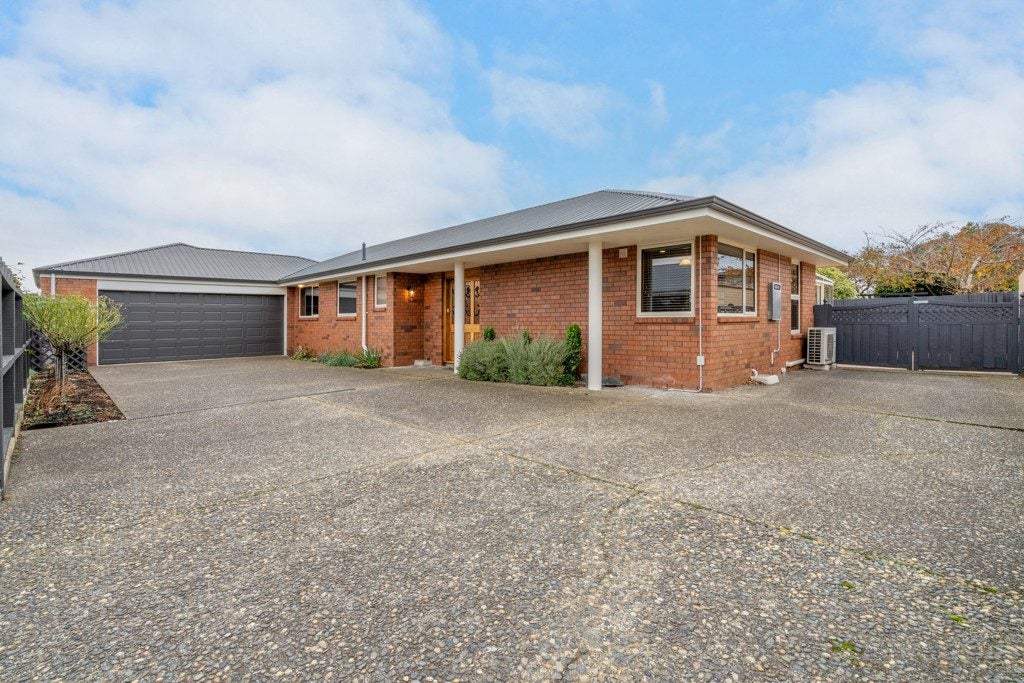 116 Catherine Street, Windsor, Invercargill - Carousel 1