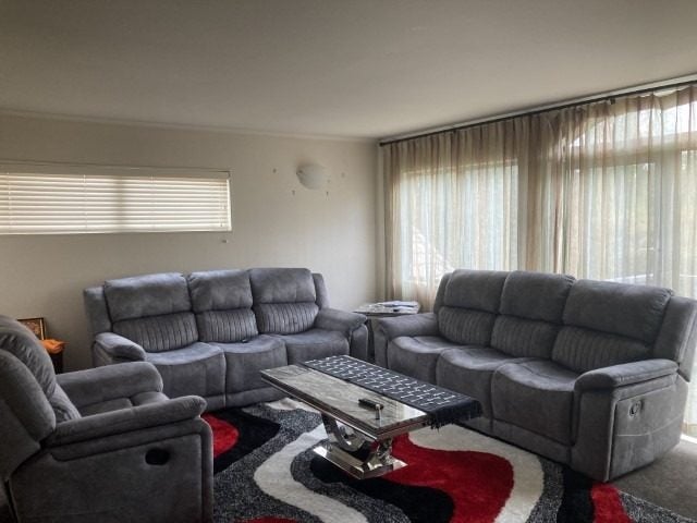 72 Memorial Drive, Hamilton East, Hamilton - Carousel 2