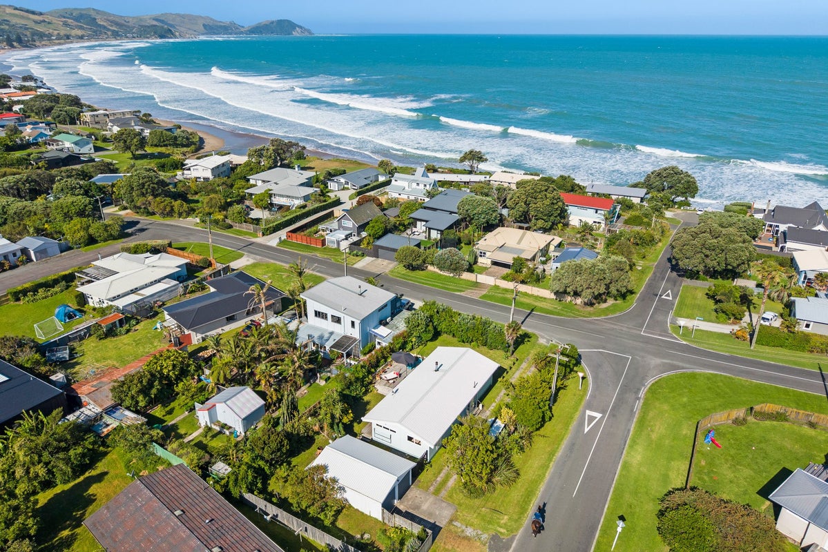 37 Murphy Road, Wainui, Gisborne - Carousel 2