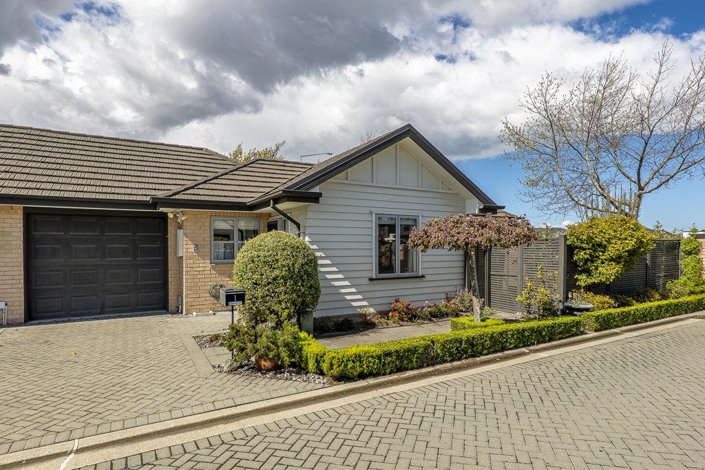 1/372 Yaldhurst Road, Russley, Christchurch - Carousel 1