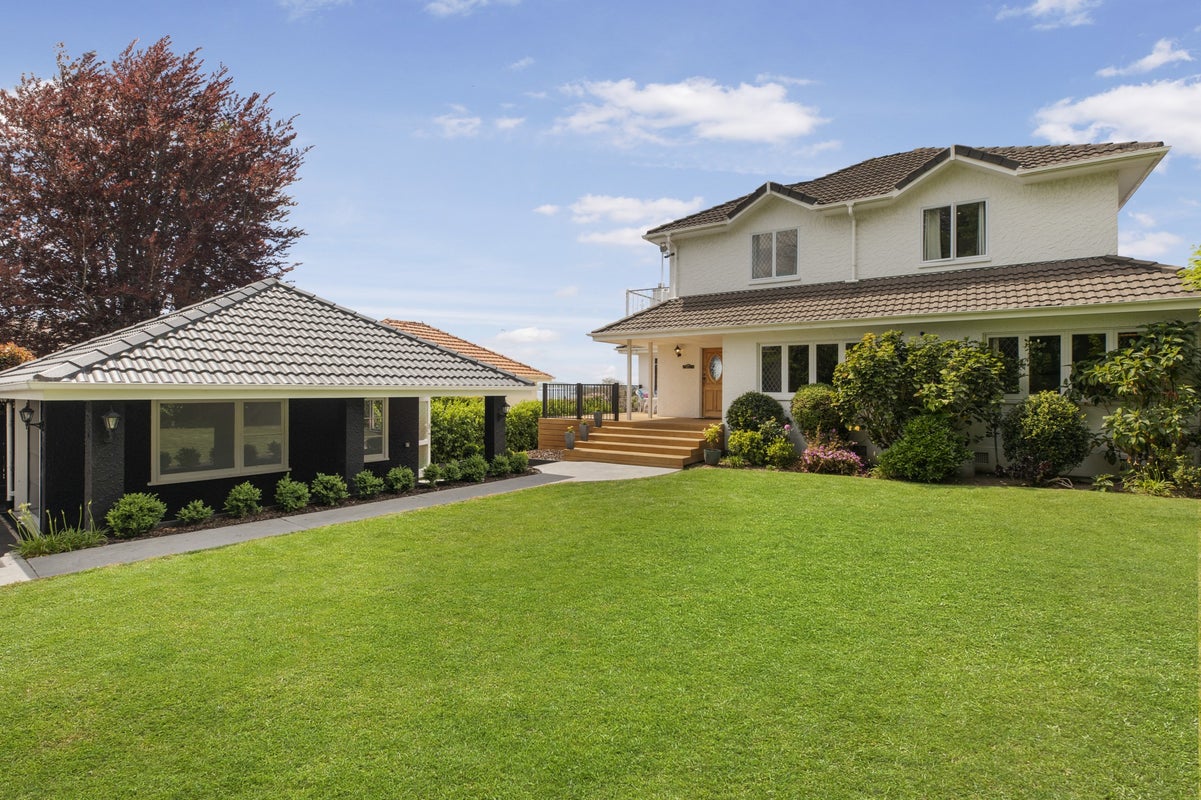 112 Grace Road, Tauranga South, Tauranga - Carousel 1
