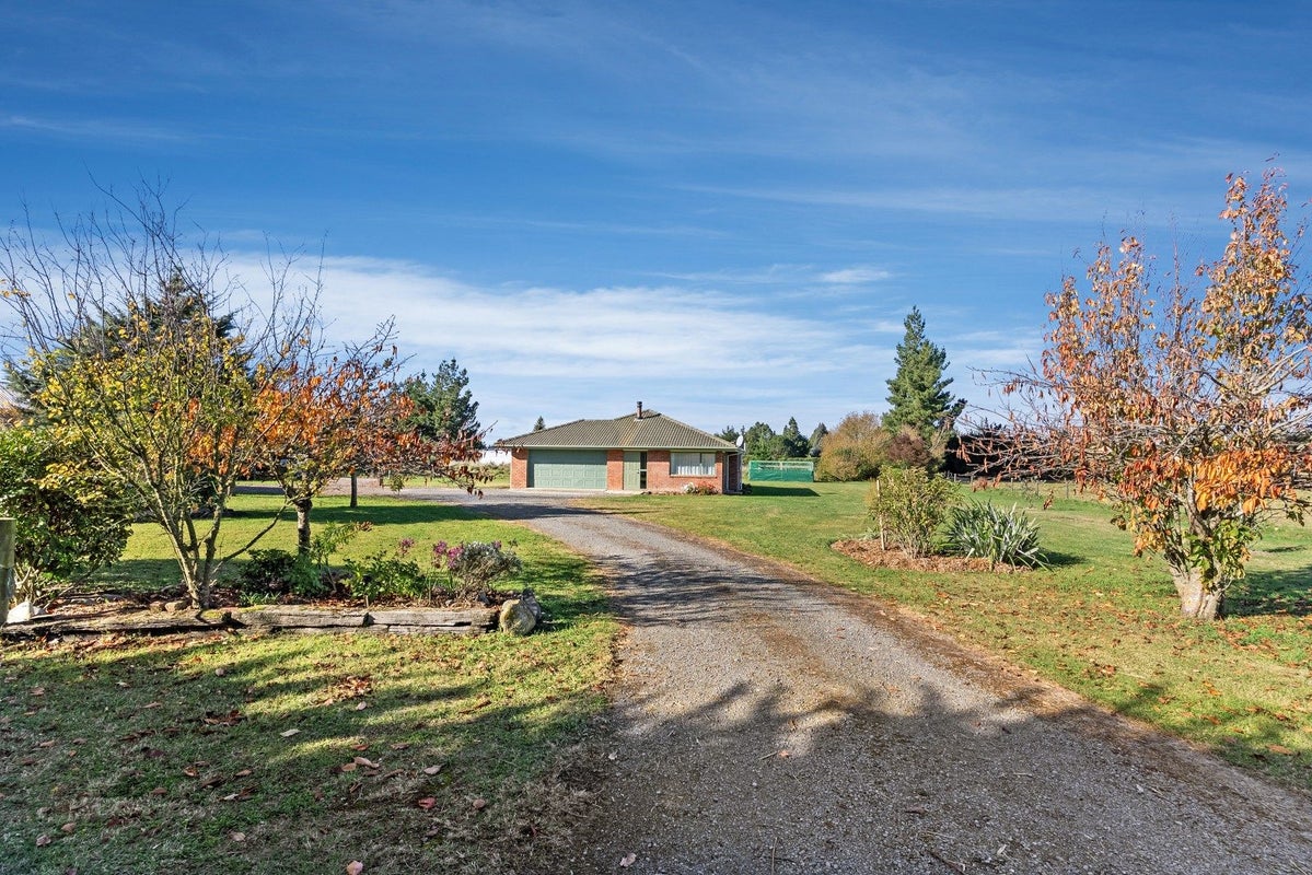 714 Courtenay Road, Christchurch - Carousel 25