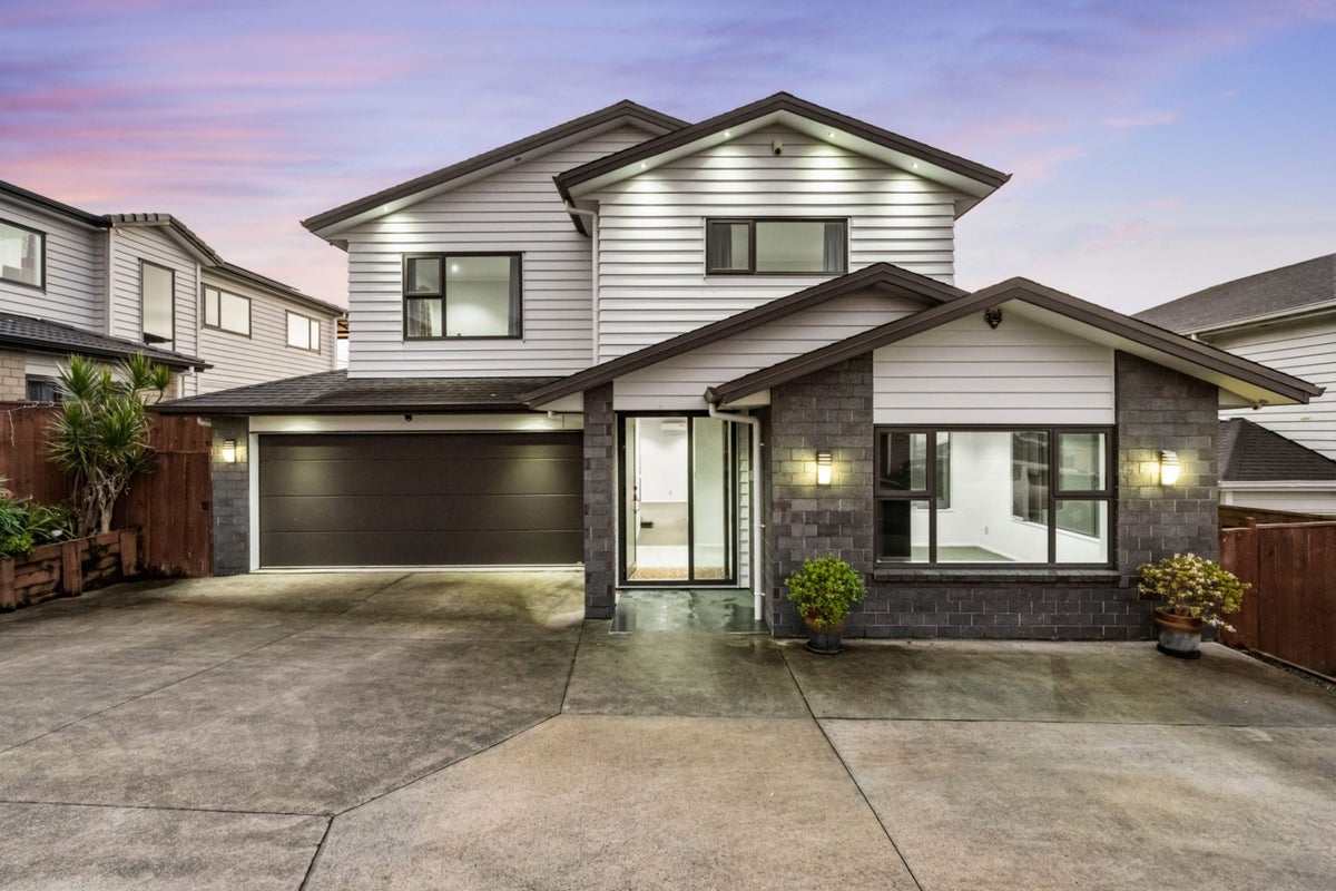 5 Gospel Heights, Flat Bush, Manukau City, Auckland - Carousel 1
