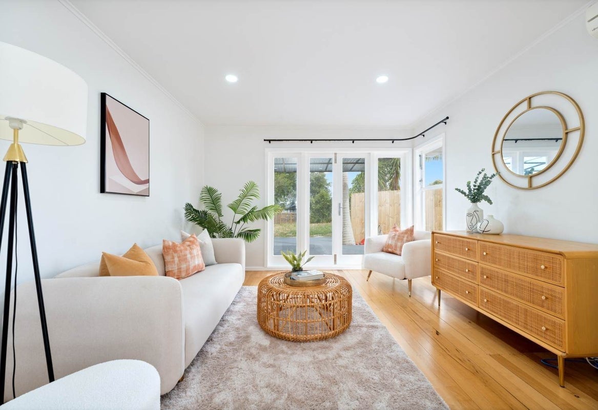 93 Kervil Avenue, Te Atatu Peninsula, Auckland - Carousel 2