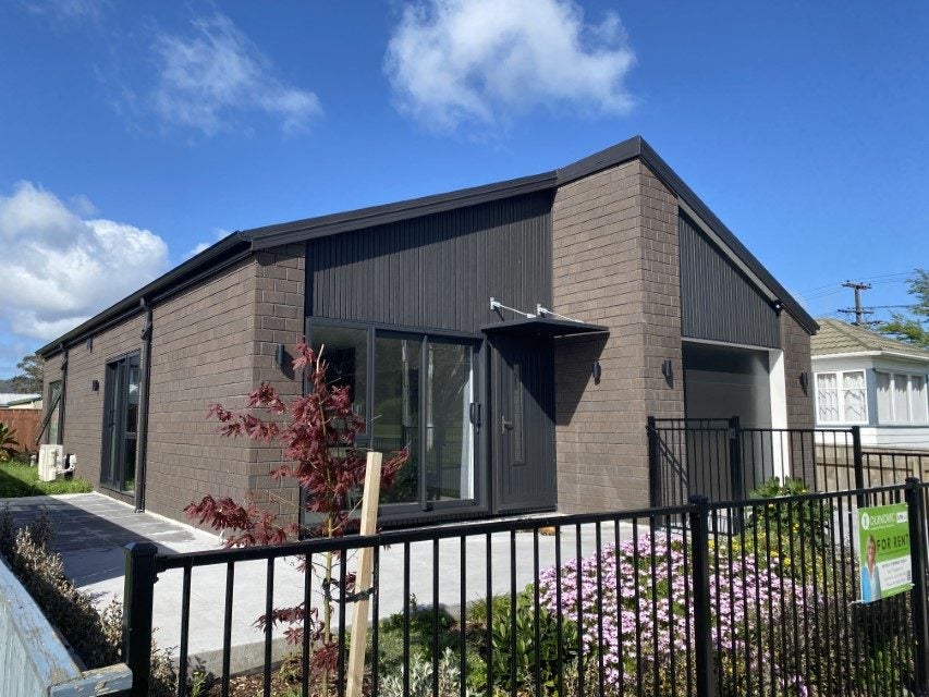 2A Churton Crescent, Taita, Lower Hutt - Carousel 1