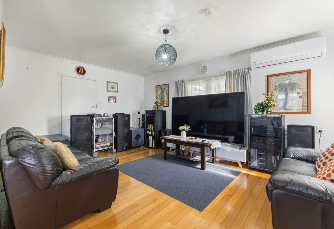 51 Rimu Road, Manurewa, Auckland - Carousel 2