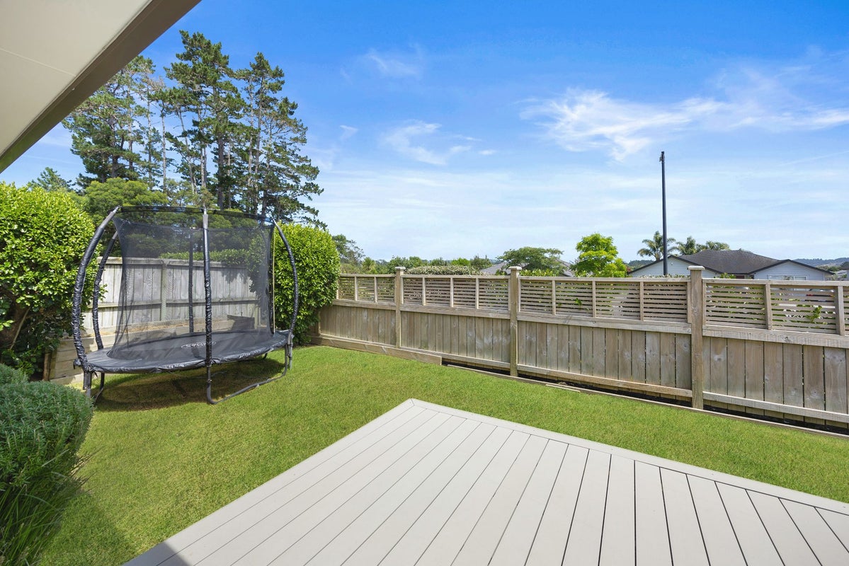 35 Remana Crescent, Huapai, Kumeu - Carousel 2