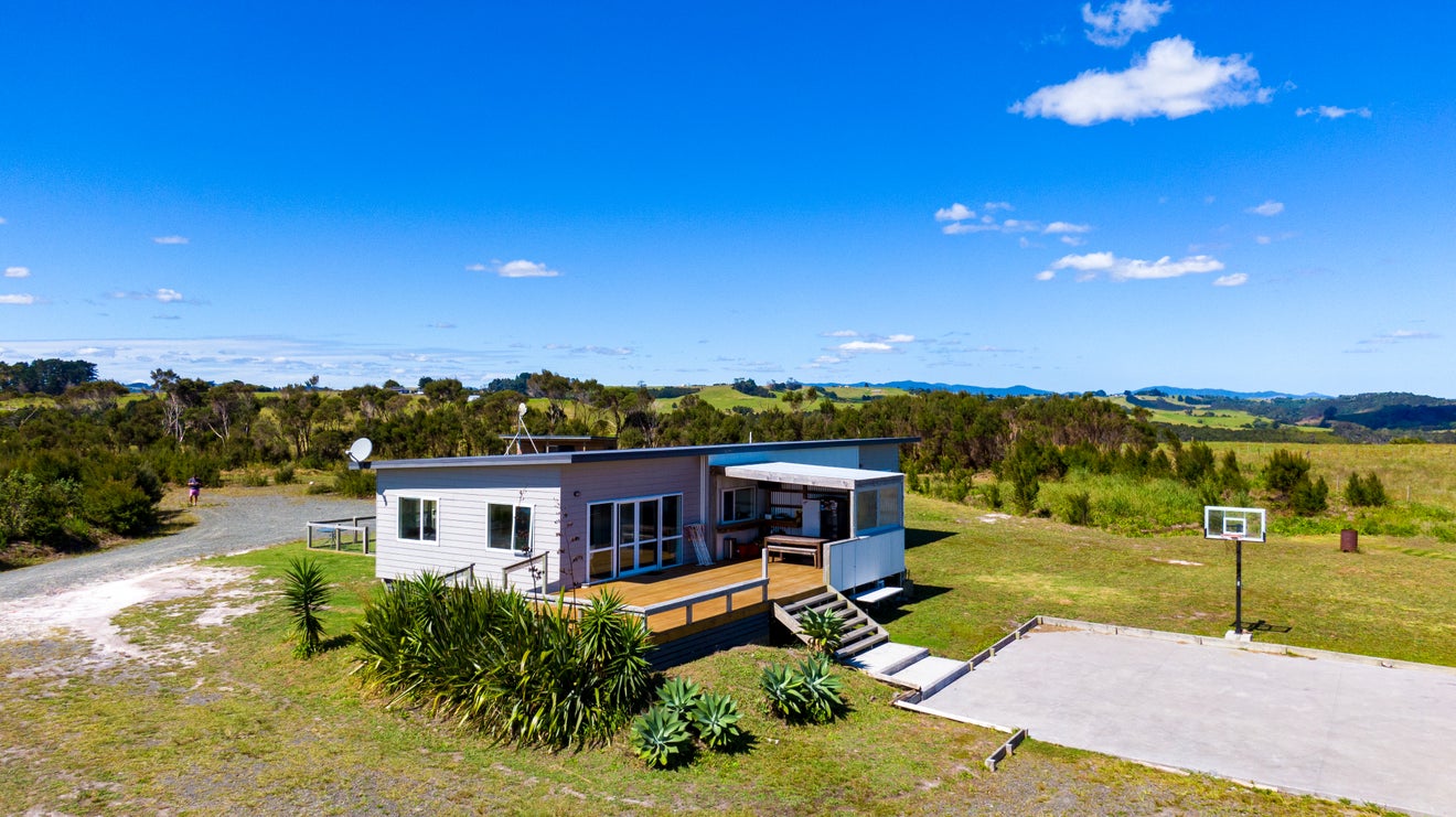 5751B State Highway 10, Awanui, Kaitaia - Carousel 1