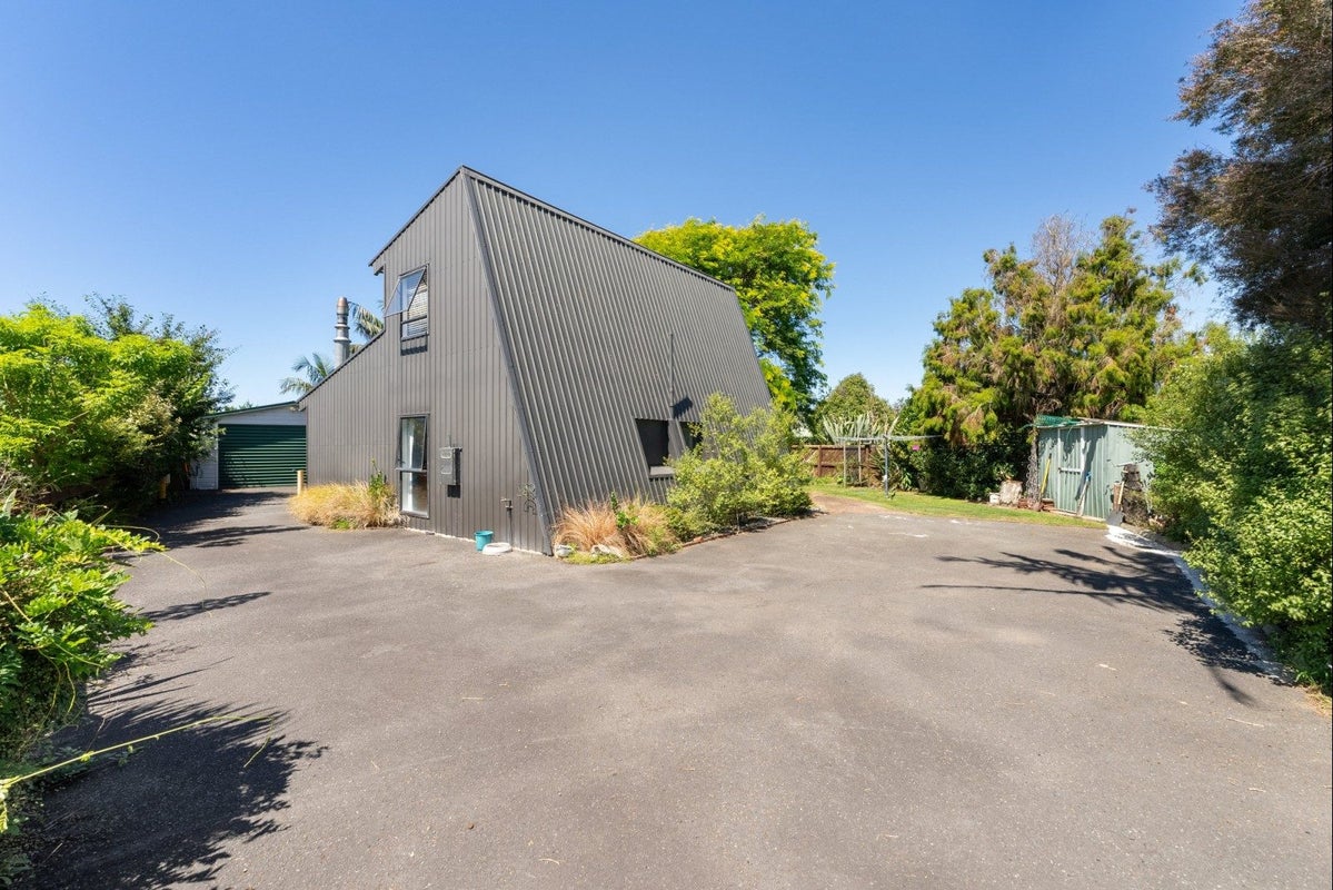 22 Nesbitt Street, Matata, Whakatane - Carousel 2