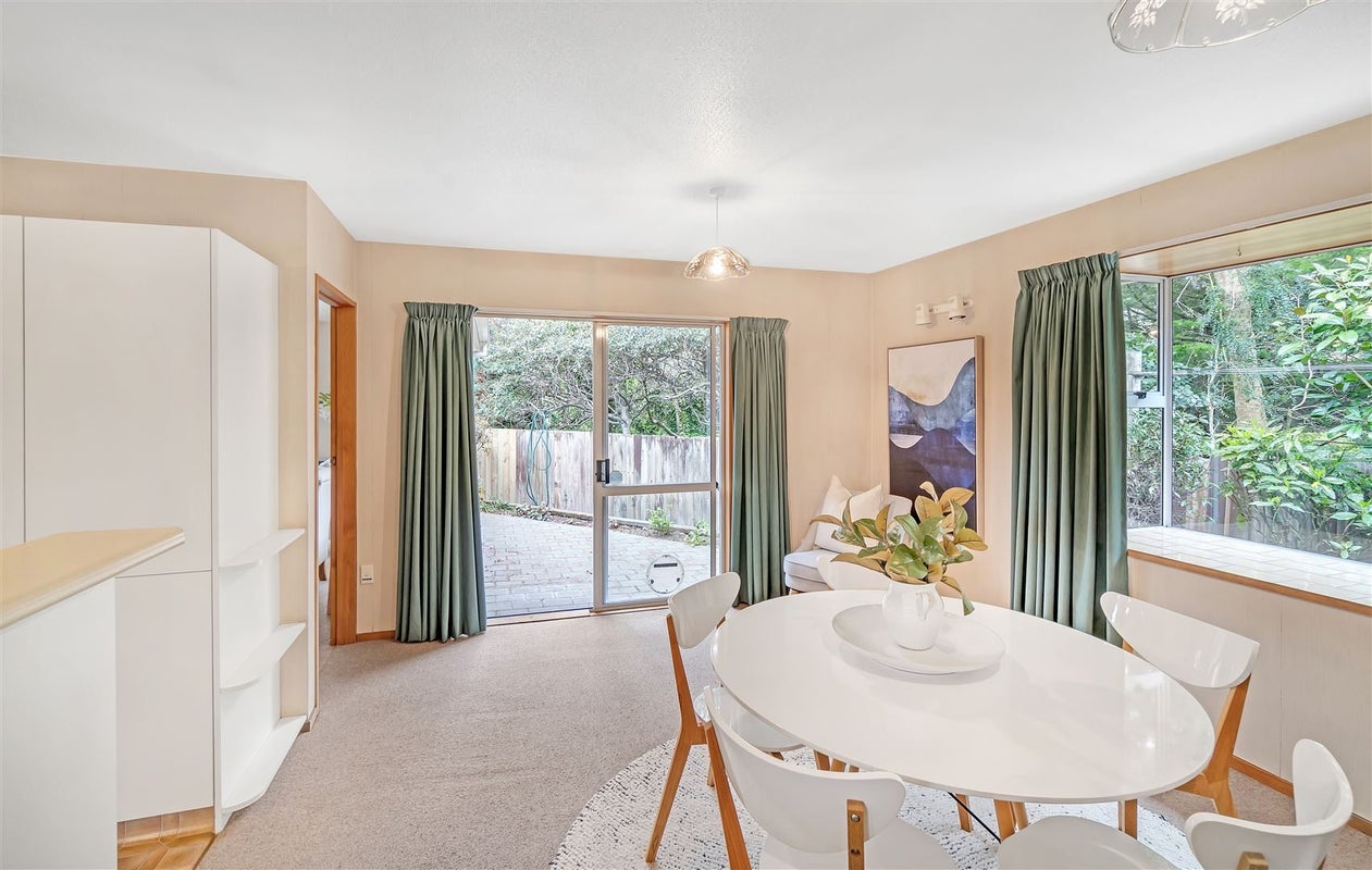 1/216 Grahams Road, Burnside, Christchurch - Carousel 21