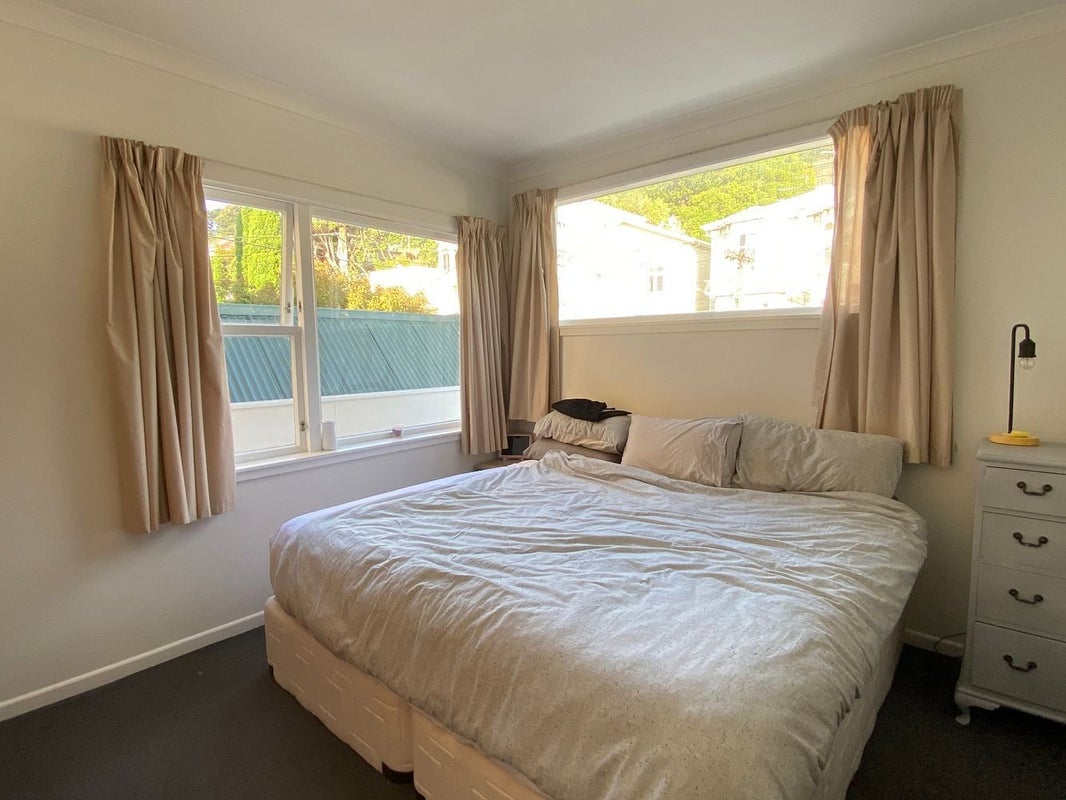 4/41 Home Street, Mount Victoria, Wellington - Carousel 2