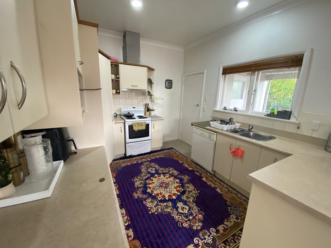 1 Nixon Street, Hamilton East, Hamilton - Carousel 2