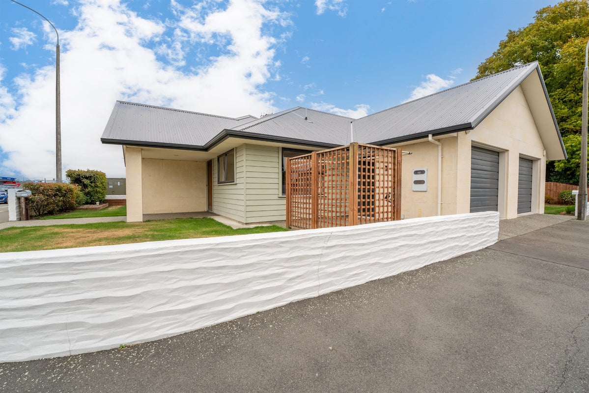 99 North Street, Seaview, Timaru - Carousel 1